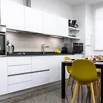Largodoria - Viaarchivolto, Box Auto Privato Incluso