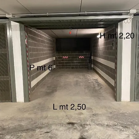 Largodoria - Viaarchivolto, Box Auto Privato Incluso *