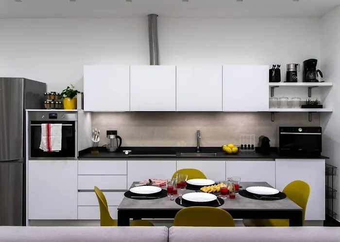 Apartment Largodoria - Viaarchivolto, Box Auto Privato Incluso Albenga