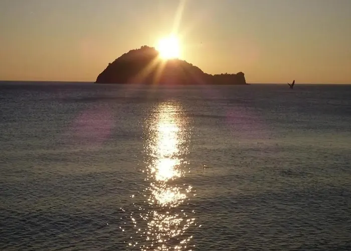 Largodoria - Viaarchivolto, Box Auto Privato Incluso Apartment Albenga