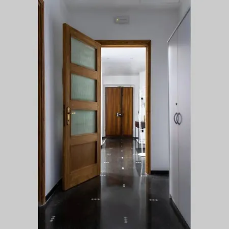 شقة Largodoria - Viaarchivolto, Box Auto Privato Incluso ألبينغا