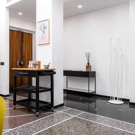 Largodoria - Viaarchivolto, Box Auto Privato Incluso