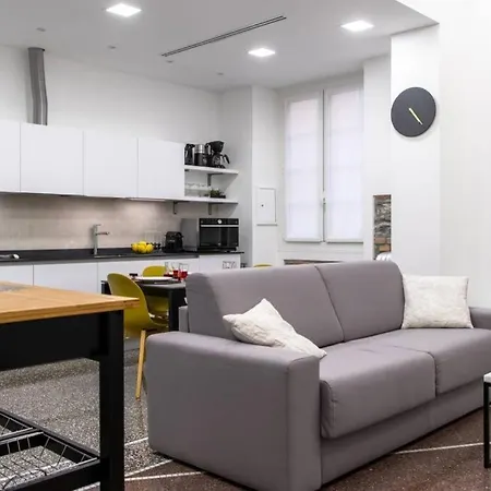 Apartman Largodoria - Viaarchivolto, Box Auto Privato Incluso Albenga