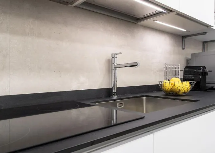 Apartment Largodoria - Viaarchivolto, Box Auto Privato Incluso Albenga