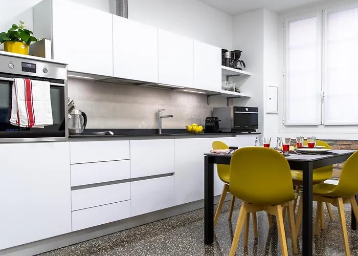 Largodoria - Viaarchivolto, Box Auto Privato Incluso